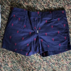 Cute lobster chino short.